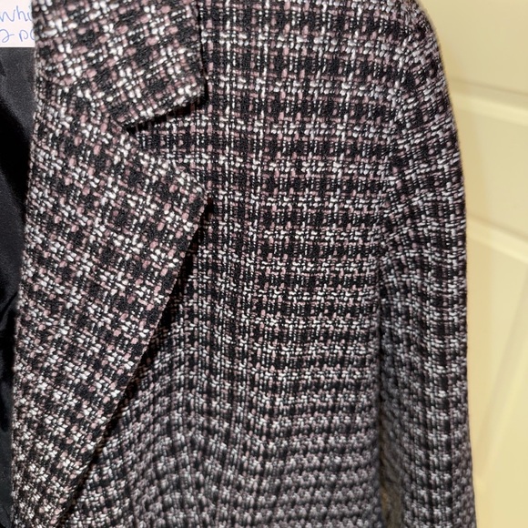 Liz Claiborne Women's Classic Blazer, Size 18 - Picture 2 of 10